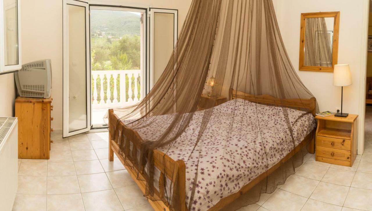 Apartamento 2 Bed House With Mountain View Alykes  Exterior foto