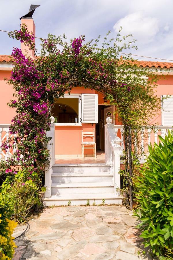 Apartamento 2 Bed House With Mountain View Alykes  Exterior foto